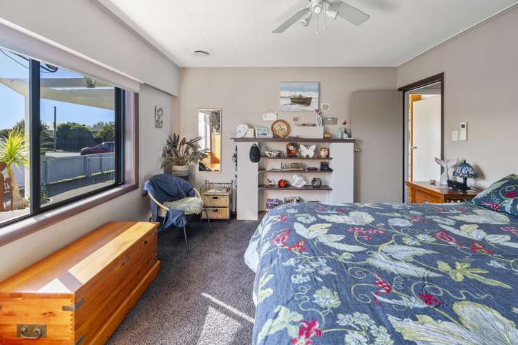 27 Holyrood Street Taradale_6