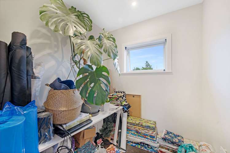 8 Warren Kelly Street Richmond_16