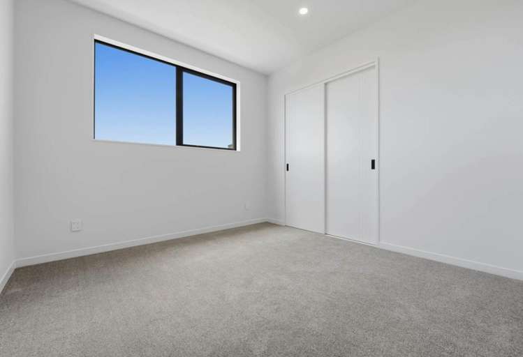 5 Halcyon Bay Lane Orewa_16