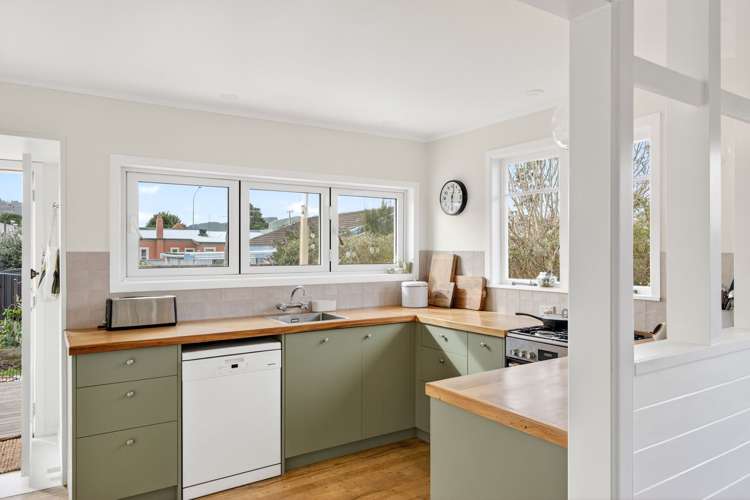 14 Ropata Street Kaiti_7