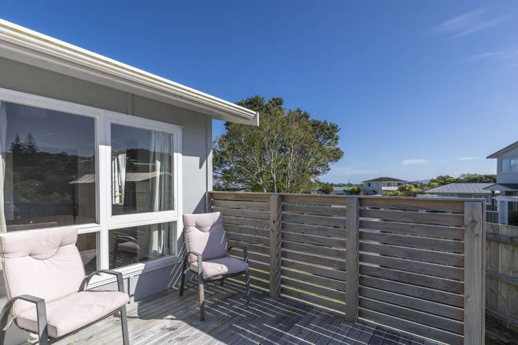 3 Clematis Grove Maungaraki_13