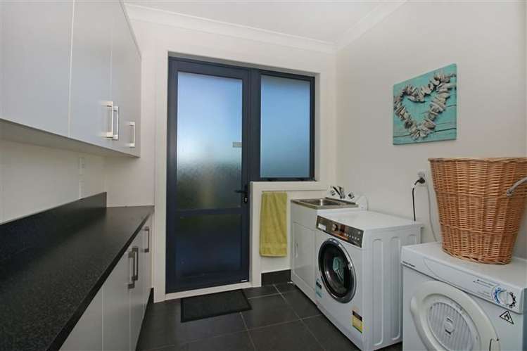 32 Rodeo Drive Kelvin Grove_12