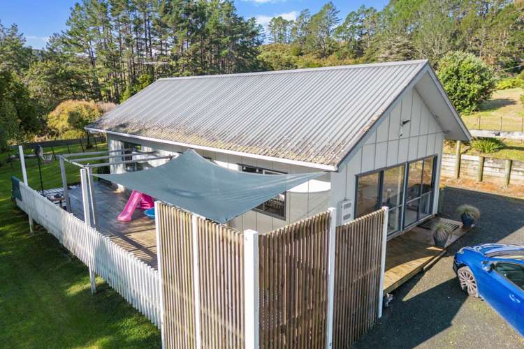 877 Weranui Road Wainui_30