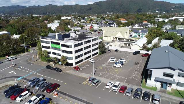 Office with a view and plenty of parks!