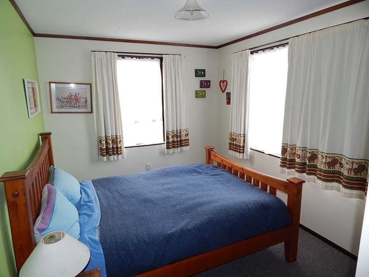 82 Henley Street Westport_12