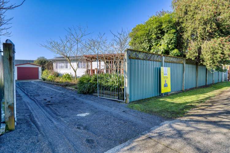 44 Livingstone Road Flaxmere_17