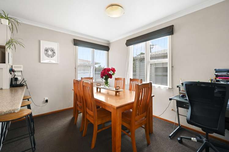 15 Tomin Road Glenview_22