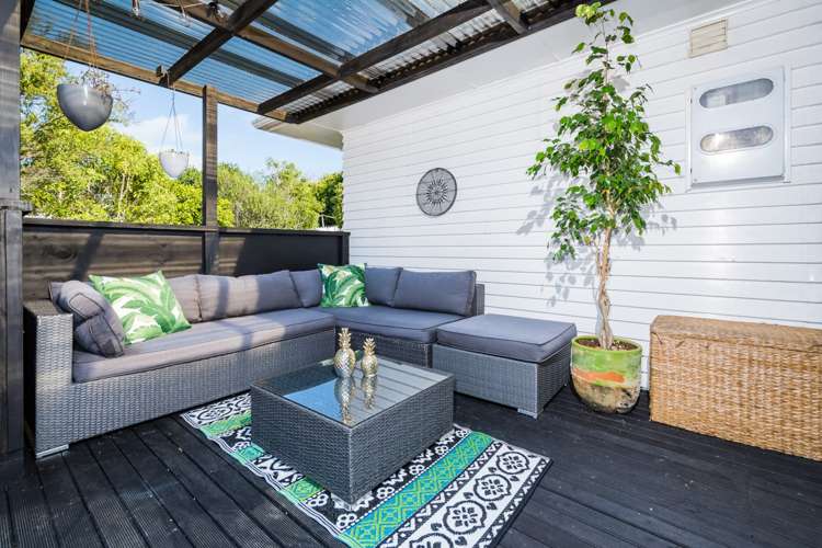 10 Taipari Road Te Atatu Peninsula_19