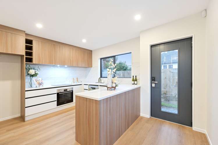 35B,C,D,E,F Hereford Street Te Atatu Peninsula_40