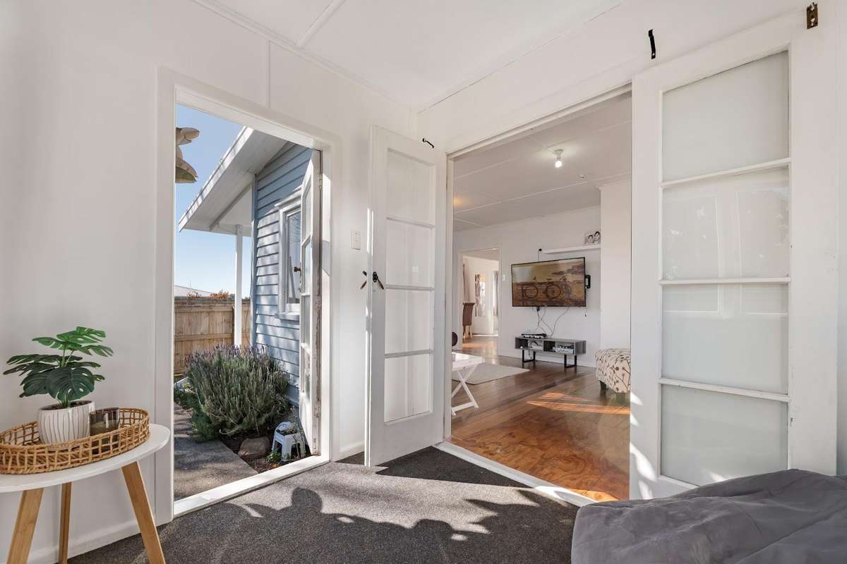 14 Dunlop Road_4