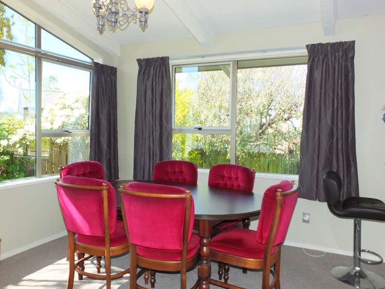 150 Pages Road Marchwiel_5