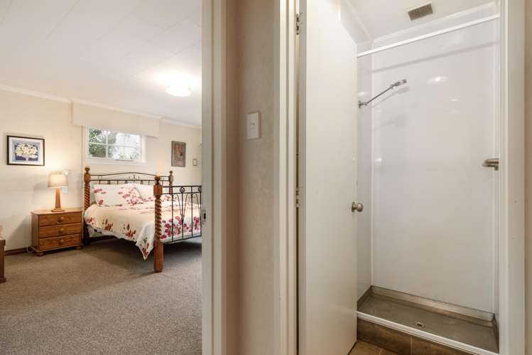96 New Renwick Road Burleigh_21