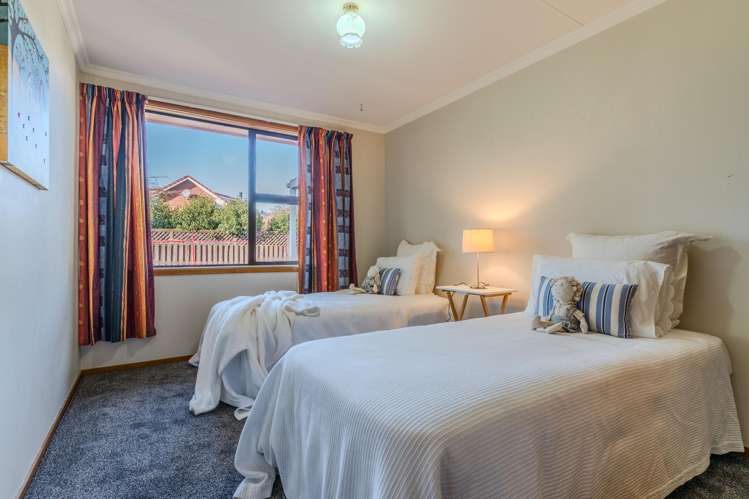 8 Elmwood Drive Mosgiel_16