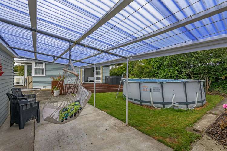 32 Catlins Crescent Milson_15
