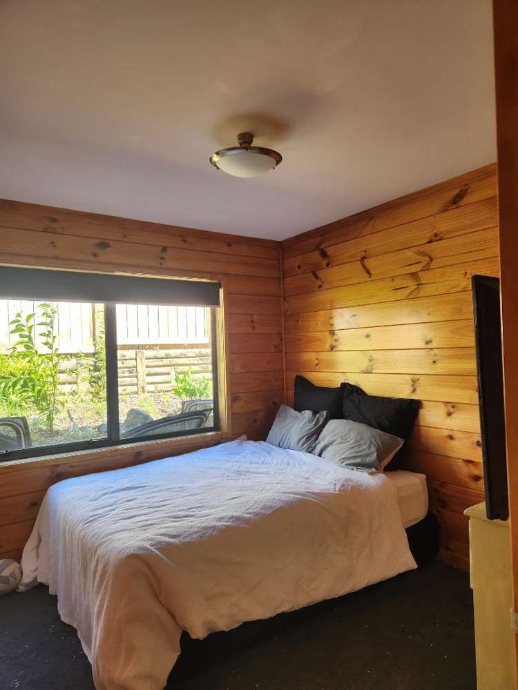 62 Dalton Avenue 11385_9