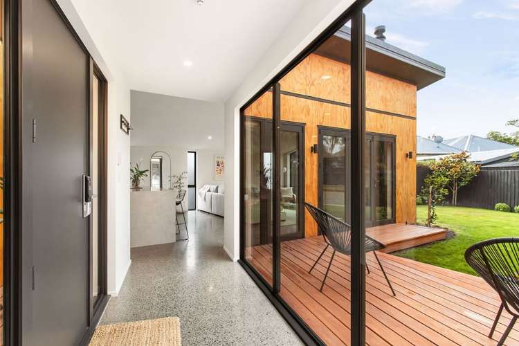 98 Osborne Street Waltham_9