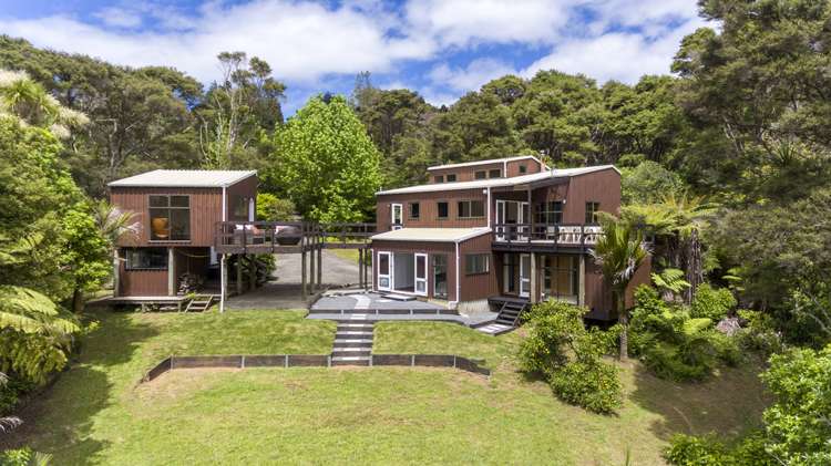 14 North Way Titirangi_17