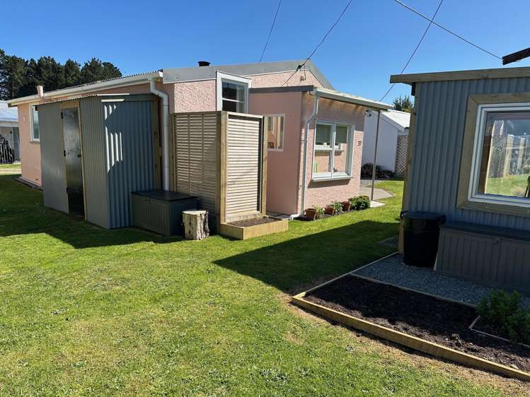 Hut 37 1226 River Road Wakanui_20