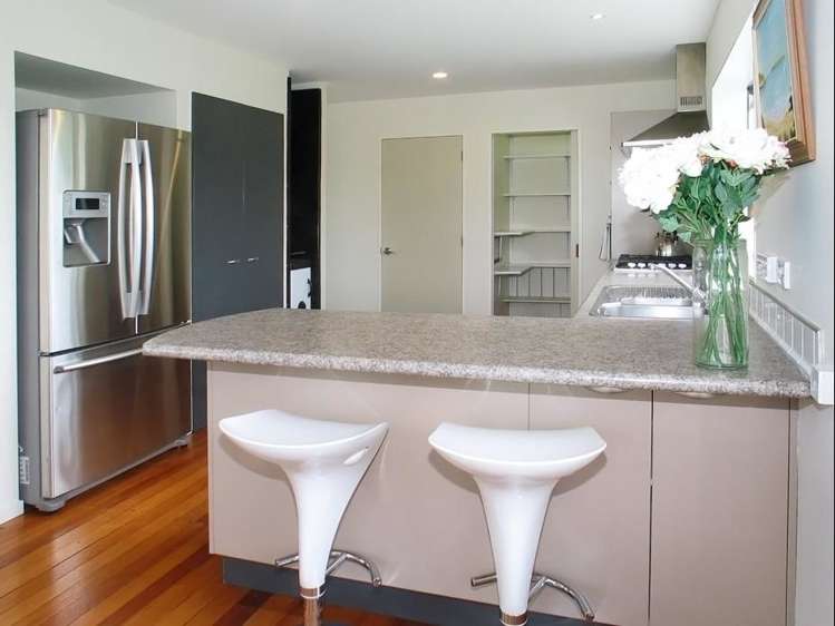 4 Tireti Road Titahi Bay_10