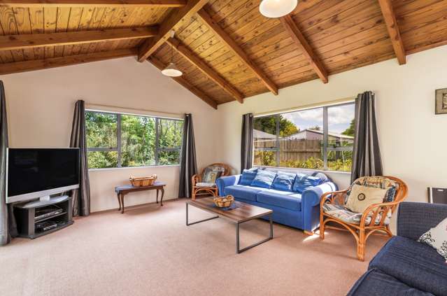 12 Runuku Grove Turangi_4