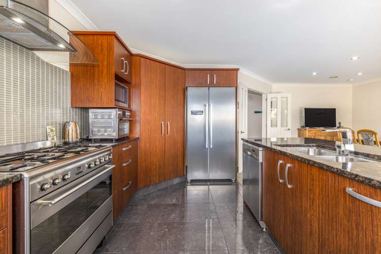 21 Telford Way Raumati Beach_7