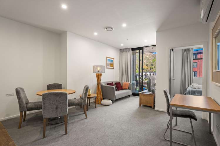 107/30 Red Oaks Drive_0