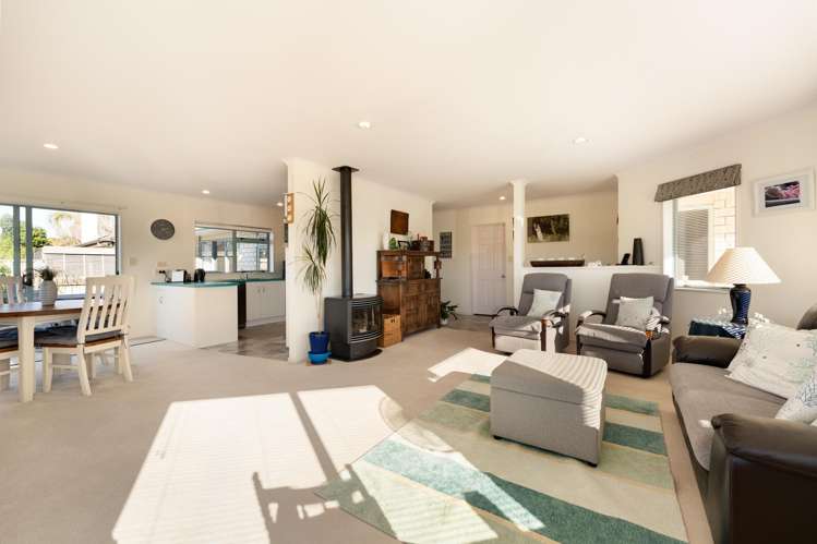16 Brodie Place_4