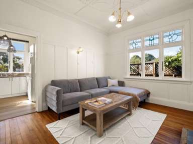 268 Macandrew Road_4