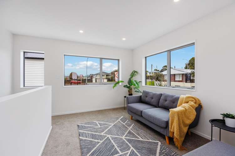 7 Sunrise Avenue Murrays Bay_7