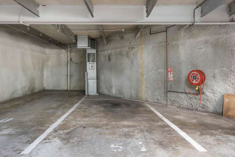 5i/6 Piwakawaka Street Eden Terrace_13