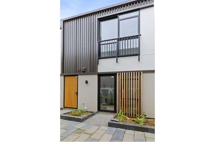 5/40 Dudley Street_0