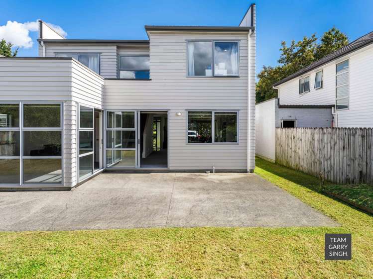 30 Phar Lap Crescent Takanini_21