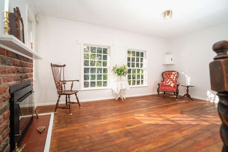 134 Wellington Road Paekakariki_27