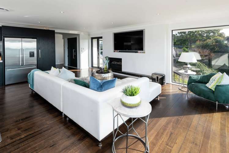 35 Montgomery Crescent Cockle Bay_10