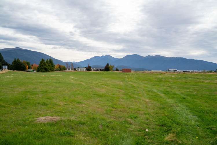 25 Te Anau Mossburn Highway Te Anau_5