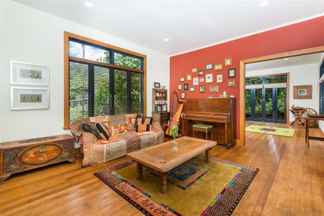 12 York Road Titirangi_2