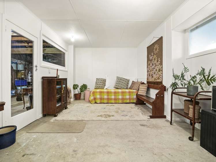 51 Salmond Street Halfway Bush_14