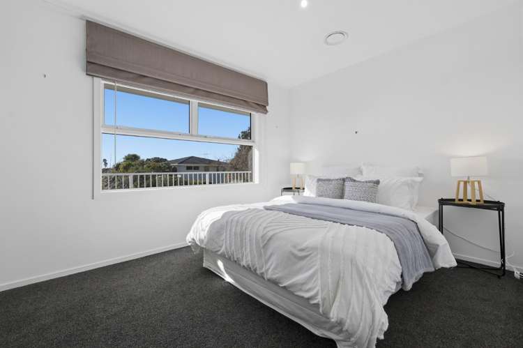 36 Eaton Crescent Matua_10