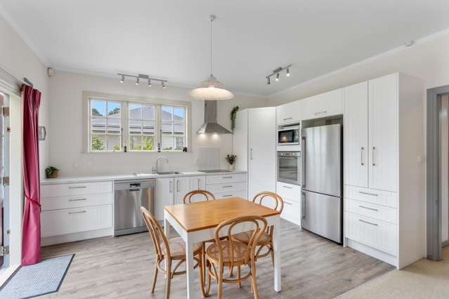 1 Eruini Street Waikanae Beach_1