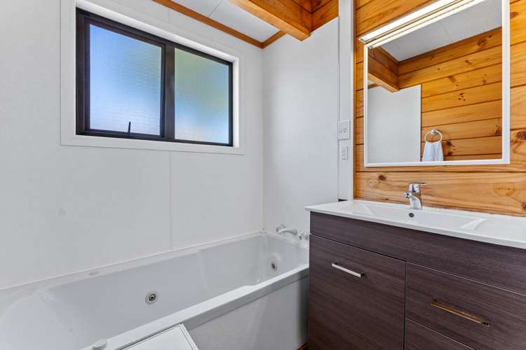 124 Brightside Road Stanmore Bay_12