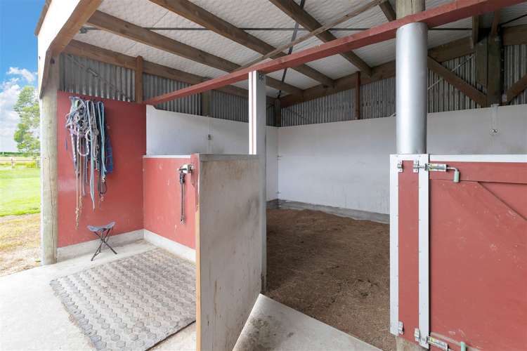 2162 North Eyre Road West Eyreton_35