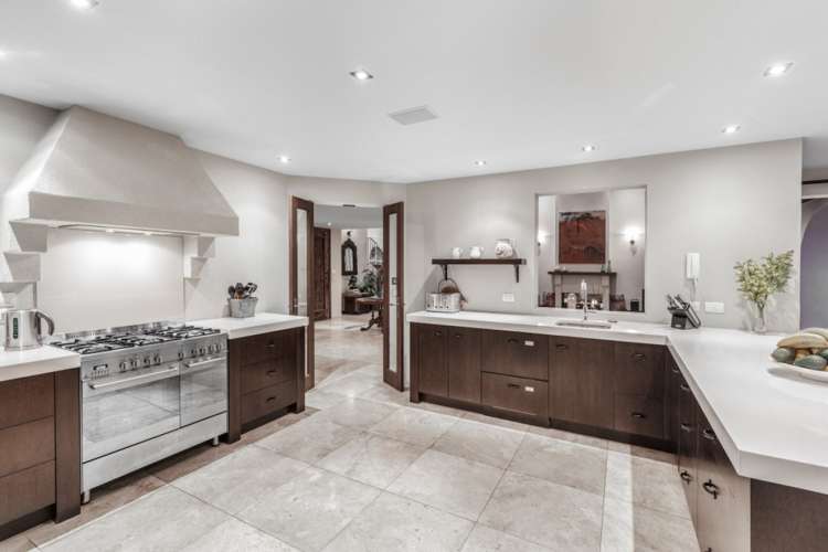 82 Tautari Street Orakei_11