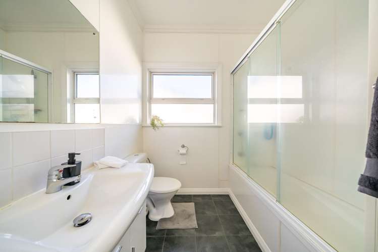 69 William Street Petone_15