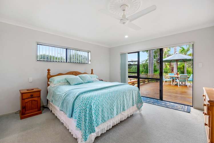 99 Old Parua Bay Road Abbey Caves_10