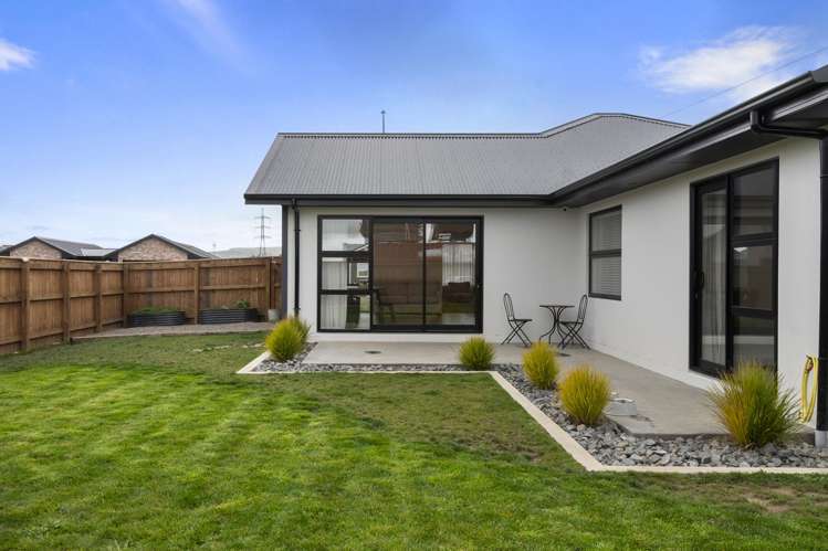 63 Atlantic Drive Fitzherbert_19