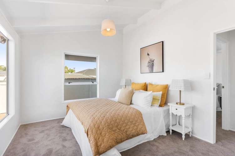 2/111 Canal Road Avondale_10