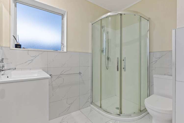 2/10 Martin Road Manurewa_10