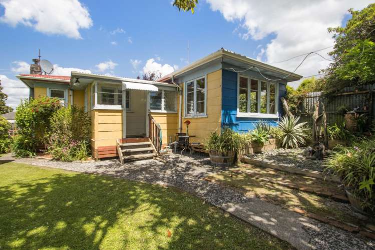 21 Regent Street Waihi_14