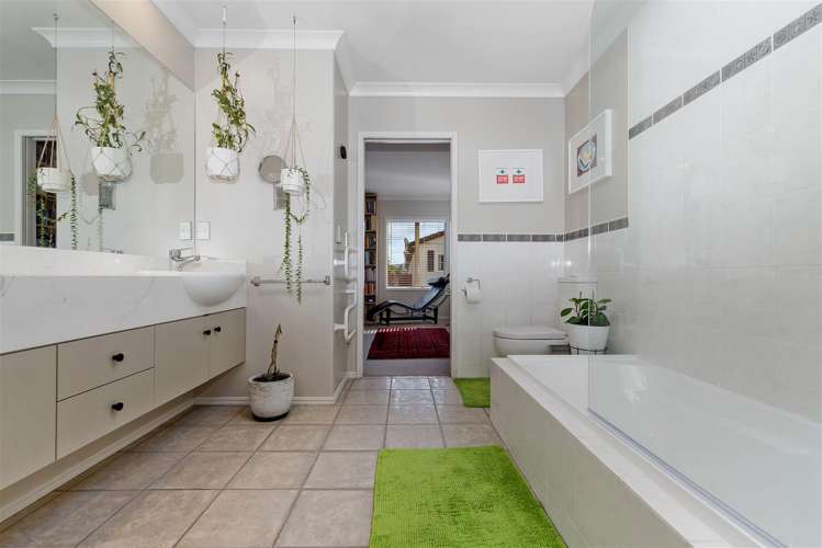 2/1328 Pukuatua Street Rotorua Central_12