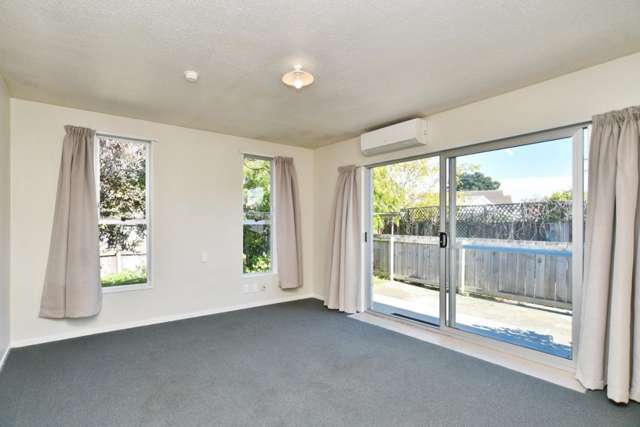2/5 Tamarisk Place Parklands_1